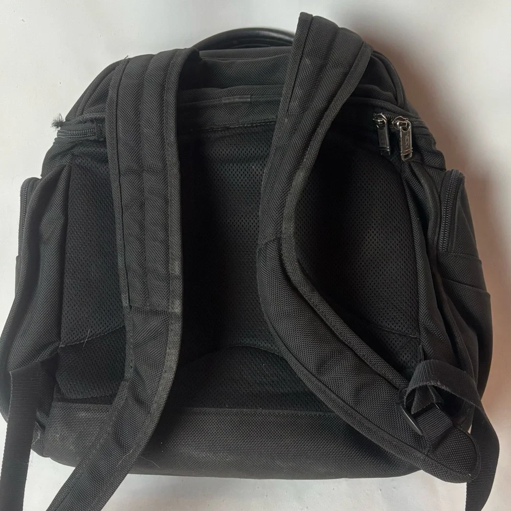 TUMI Alpha Brief Pack Backpack Laptop Tablet Black Nylon Bag 26186D4 Unisex